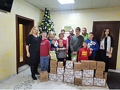 Подарки к Новому году детскому дому ЖЕМЧУЖИНКА